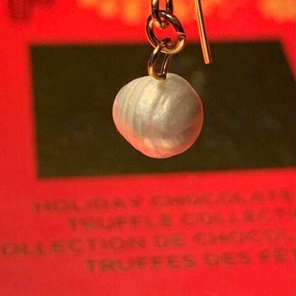 Handmade Genuine Pearl Earrings - Picture 10 of 12